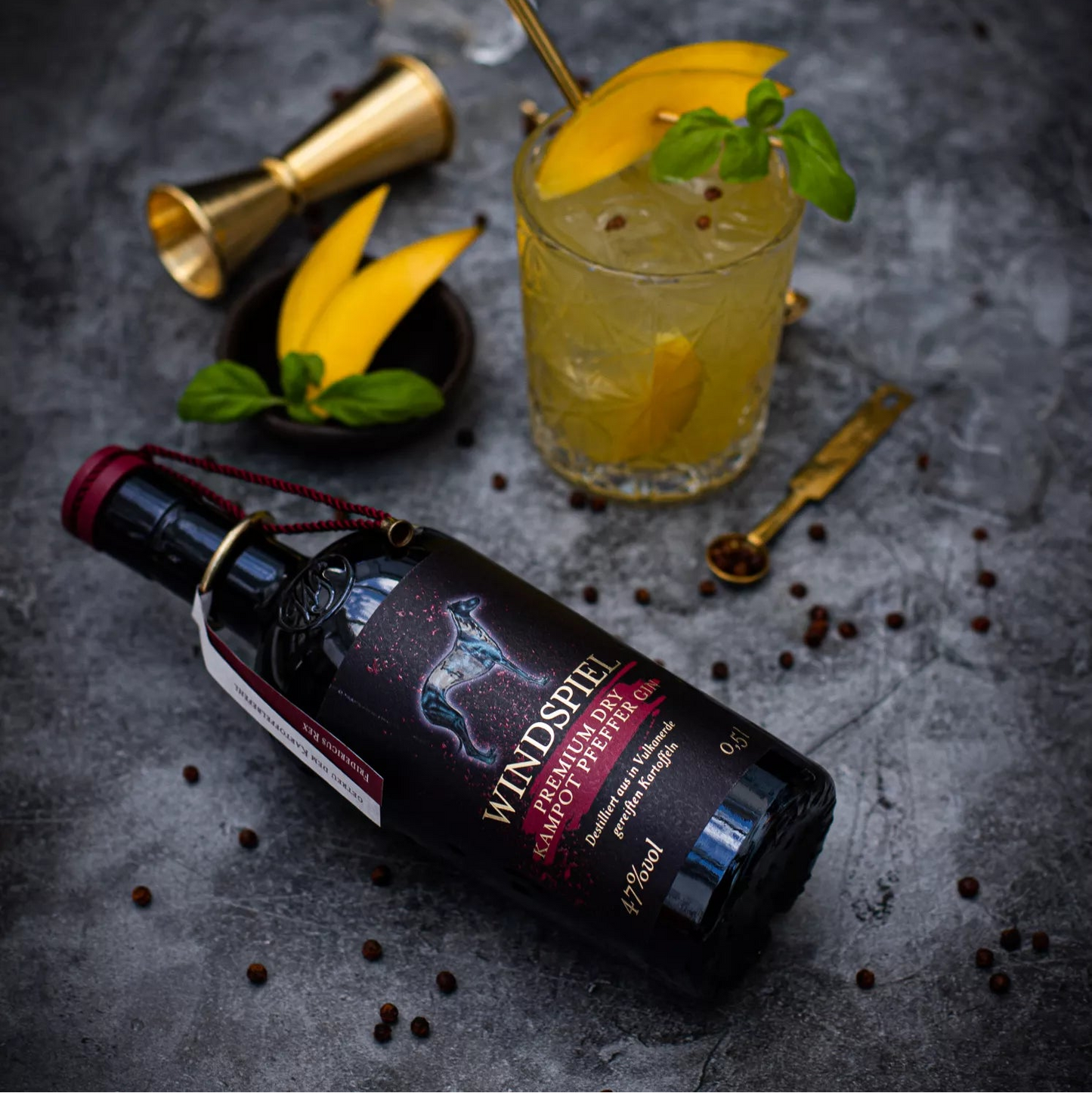 Flasche Windspiel Gin mit Pfeffer